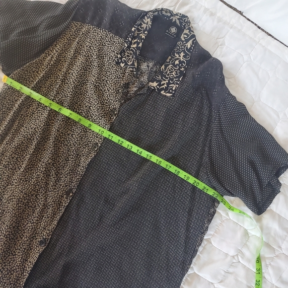 Top - Picture 5 of 9